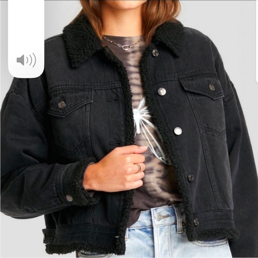Black Sherpa Lined Denim Jacket size M